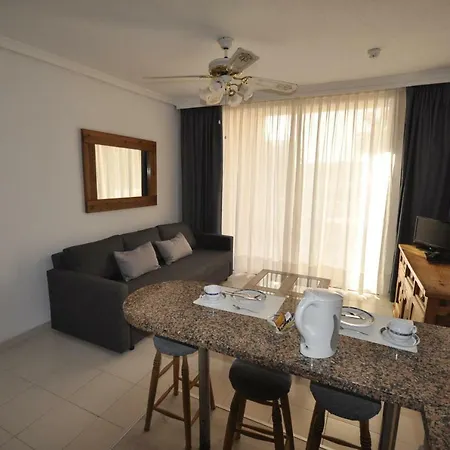 Apartment Paradise Court Americas Wifi Piscina 26 *