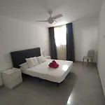 Paradise Court 26 Wifi Pool Appartement *