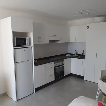 Paradise Court 26 Wifi Pool * 아데제